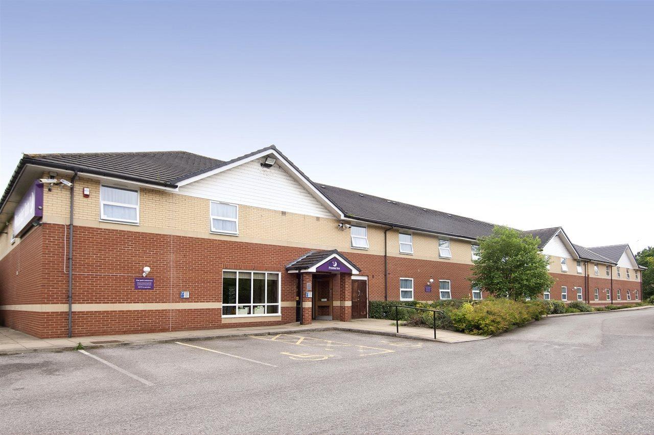 Premier Inn Bradford South Cleckheaton Exteriér fotografie